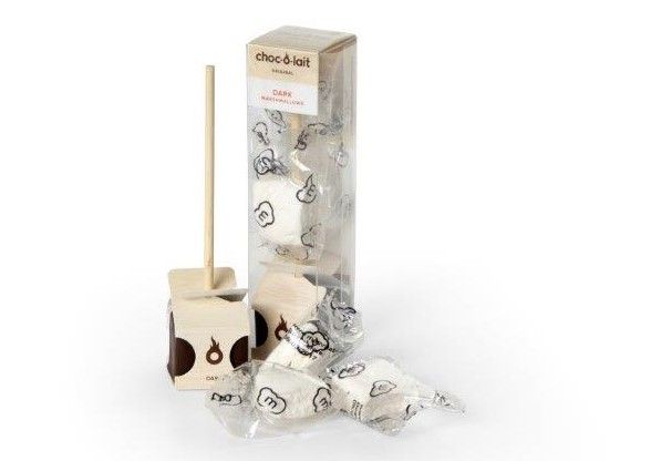Choc-o-lait Deluxe stick  & marshmallow topping